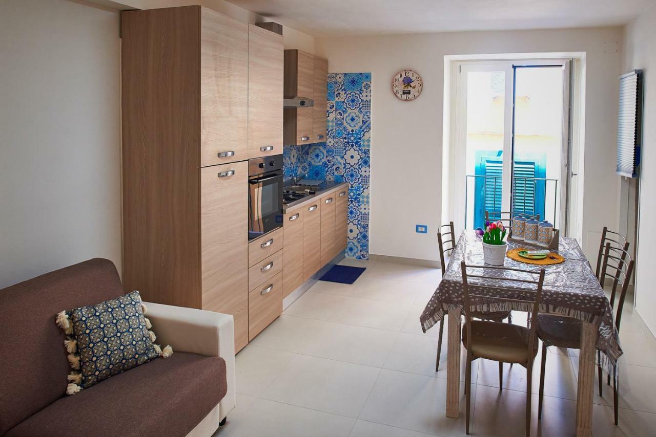 Casa Sul Corso Apartment Salerno Ngoại thất bức ảnh